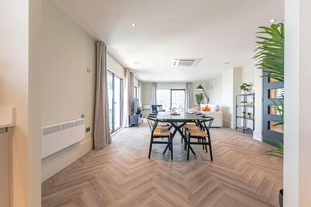 Penthouse River View! Wow Liverpool Exterior foto