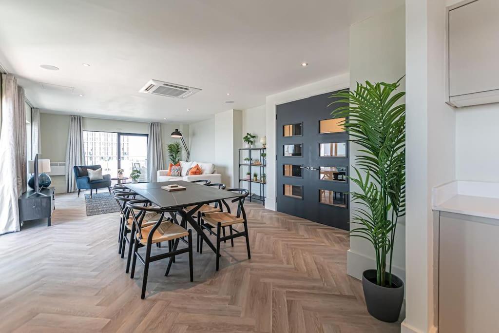 Penthouse River View! Wow Liverpool Exterior foto
